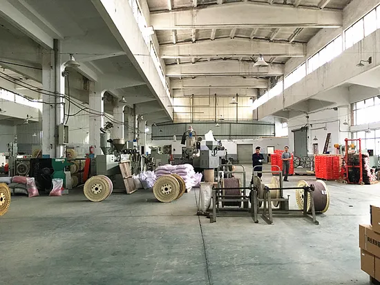 LAN Cable UTP Cat5e HDMI Network Cable Computer Monitor Security Data Cable Communication Cable Copper Wire 